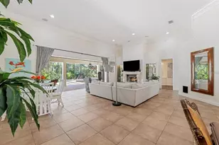 4583 Baycedar Ln, Sarasota, FL 34241 - Photo 13