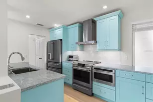 174 Golden Gate Point, Sarasota, FL 34236 - Photo 21