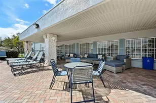 8466 Imperial Cir, Palmetto, FL 34221 - Photo 29