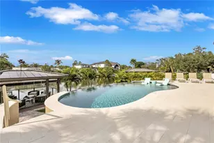 5078 Sandy Beach Ave, Sarasota, FL 34242 - Photo 11