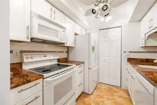 4119 61st Ave Terrace W, Bradenton, FL 34210 - Photo 9