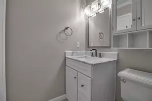 3484 Lake Bayshore Dr, Bradenton, FL 34205 - Photo 19