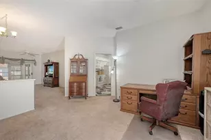 4977 Tamarack Trail, Venice, FL 34293 - Photo 9