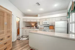 4977 Tamarack Trail, Venice, FL 34293 - Photo 21