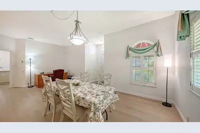 4977 Tamarack Trail, Venice, FL 34293 - Photo 13