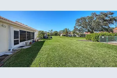 4977 Tamarack Trail, Venice, FL 34293 - Photo 49