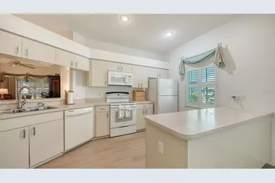 4977 Tamarack Trail, Venice, FL 34293 - Photo 23