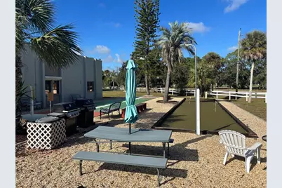 1540 Glen Oaks Drive E #B222, Sarasota, FL 34232 - Photo 7