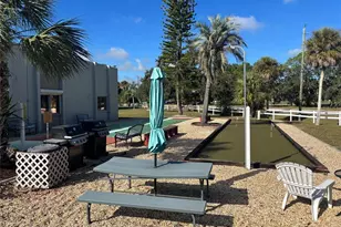 1540 Glen Oaks Dr E, Sarasota, FL 34232 - Photo 7