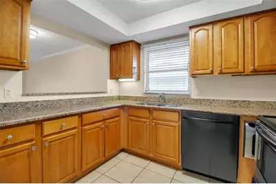 960 La Costa Circle #2, Sarasota, FL 34237 - Photo 5