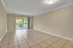 960 La Costa Cir, Sarasota, FL 34237 - Photo 11