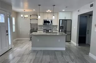 1742 8th St, Sarasota, FL 34236 - Photo 3