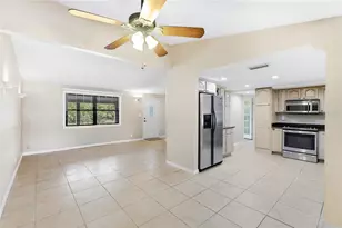 3452 Desoto Rd, Sarasota, FL 34235 - Photo 9