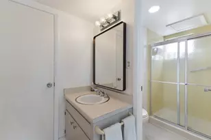 5200 Gulf Dr, Holmes Beach, FL 34217 - Photo 23