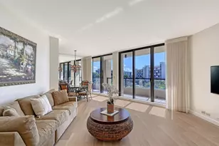 1211 Gulf of Mexico Dr, Longboat Key, FL 34228 - Photo 5