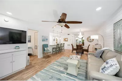 1166 W Peppertree Drive #112D, Sarasota, FL 34242 - Photo 7
