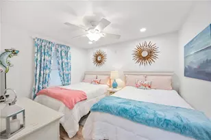 1166 W Peppertree Dr, Sarasota, FL 34242 - Photo 29