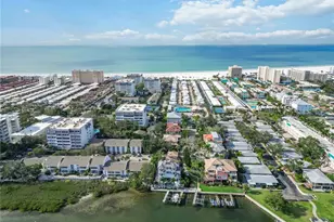 1166 W Peppertree Dr, Sarasota, FL 34242 - Photo 57