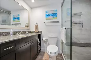 1166 W Peppertree Dr, Sarasota, FL 34242 - Photo 35