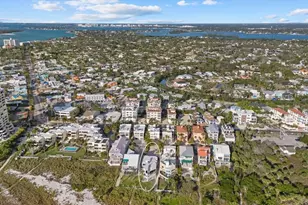 216 Tenacity Ln, Sarasota, FL 34242 - Photo 49