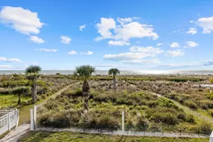 216 Tenacity Ln, Sarasota, FL 34242 - Photo 17