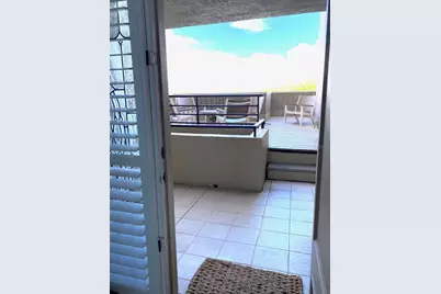 2675 Gulf Of Mexico Drive #302, Longboat Key, FL 34228 - Photo 19