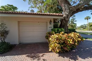 4802 Kestral Park Cir, Sarasota, FL 34231 - Photo 15