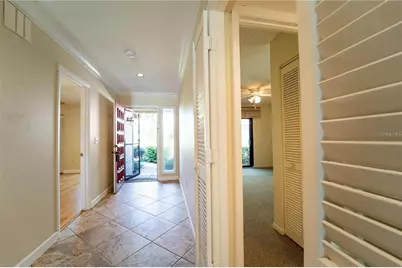 4802 Kestral Park Circle #22, Sarasota, FL 34231 - Photo 3