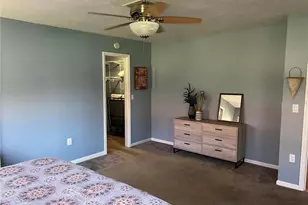 5581 Golf Pointe Dr, Sarasota, FL 34243 - Photo 23