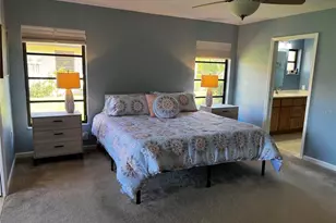 5581 Golf Pointe Dr, Sarasota, FL 34243 - Photo 21