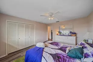 3286 Brunswick Ln, Sarasota, FL 34239 - Photo 21