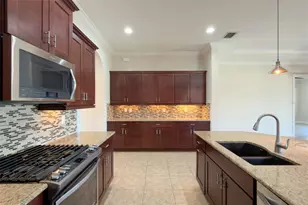 4610 Royal Dornoch Cir, Bradenton, FL 34211 - Photo 7