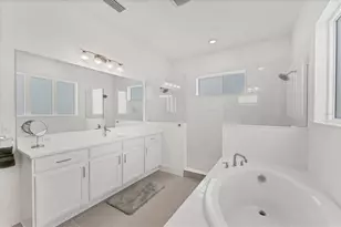 6028 Red Mangrove Ln, Bradenton, FL 34210 - Photo 31