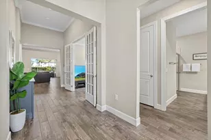 12423 Blue Hl Trl, Lakewood Ranch, FL 34211 - Photo 5