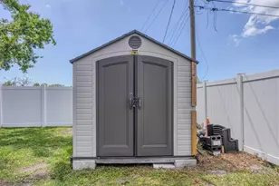 322 Linden Dr, Ellenton, FL 34222 - Photo 29