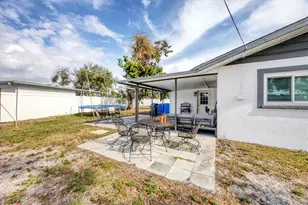 322 Linden Dr, Ellenton, FL 34222 - Photo 9