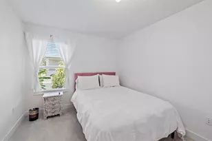 2587 Temple St, Sarasota, FL 34239 - Photo 37