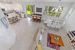 2587 Temple St, Sarasota, FL 34239 - Photo 15