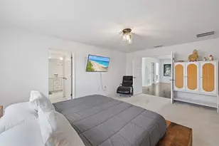 2587 Temple St, Sarasota, FL 34239 - Photo 25