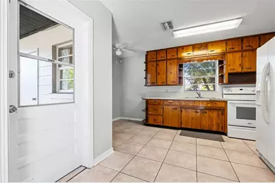 2504 Cetra Court, Lakeland, FL 33801 - Photo 13