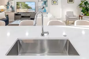 5247 Carmilfra Dr, Sarasota, FL 34231 - Photo 13