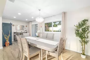 5247 Carmilfra Dr, Sarasota, FL 34231 - Photo 7