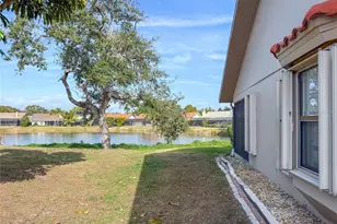 5969 San Michelle Dr, Sarasota, FL 34243 - Photo 13