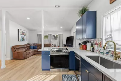 4643 Brooksdale Drive, Sarasota, FL 34232 - Photo 11