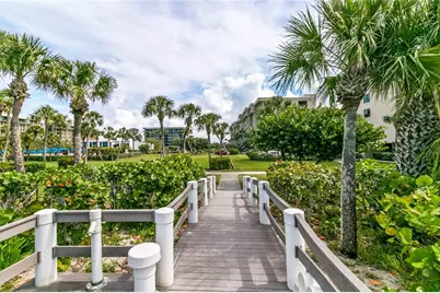 1145 Gulf Of Mexico Drive #401, Longboat Key, FL 34228 - Photo 39