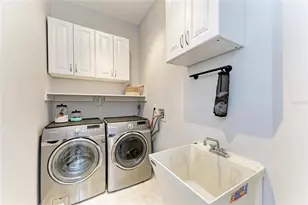 411 75th St NW, Bradenton, FL 34209 - Photo 39