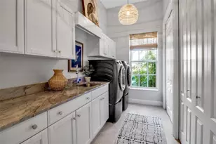 6963 Westchester Cir, Lakewood Ranch, FL 34202 - Photo 33