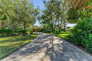 1211 62nd St NW, Bradenton, FL 34209 - Photo 5