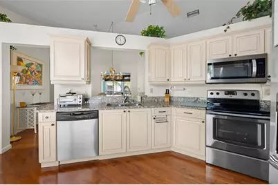4220 Pinebrook Circle #10, Bradenton, FL 34209 - Photo 11