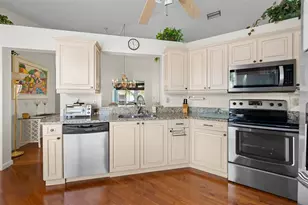 4220 Pinebrook Cir, Bradenton, FL 34209 - Photo 11